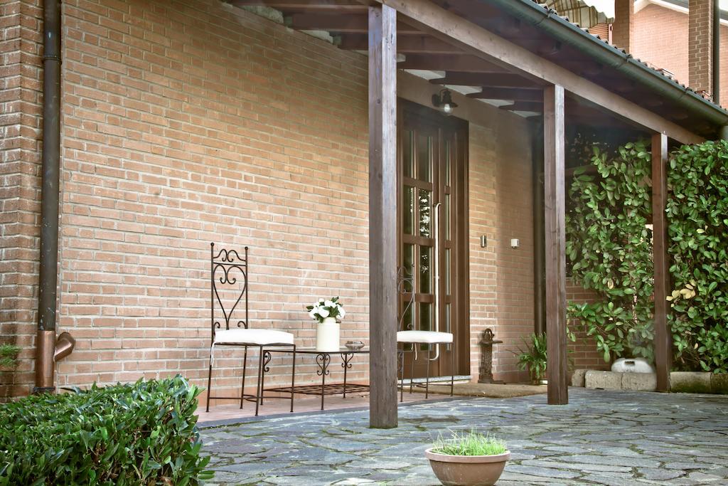 Borgo Manzoni - Charming House Hotel Rozzano Exterior foto